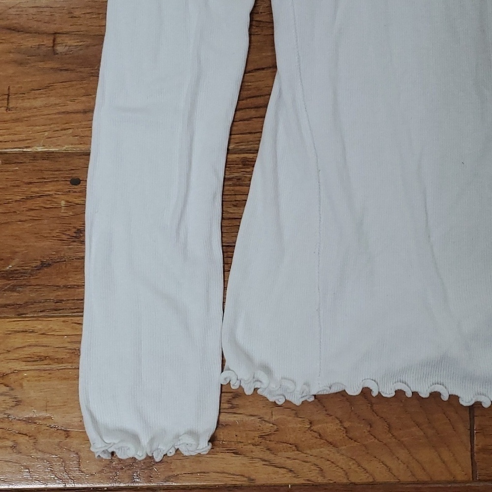 We the Free white ruffle long sleeve - Picture 4 of 7